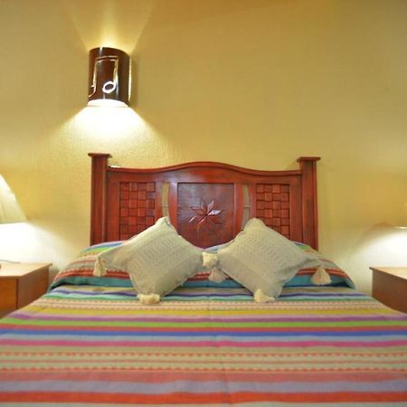 Oyo Hotel Castillo Santa Cecilia Tapalpa Kültér fotó