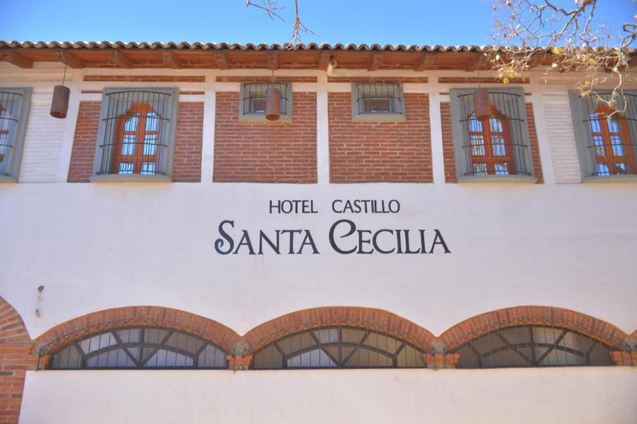 Oyo Hotel Castillo Santa Cecilia Tapalpa Kültér fotó